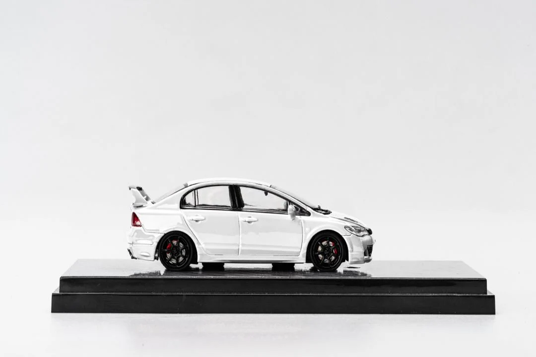 Champion Model Honda Civic Type R FD2 Mugen RR - Image 2