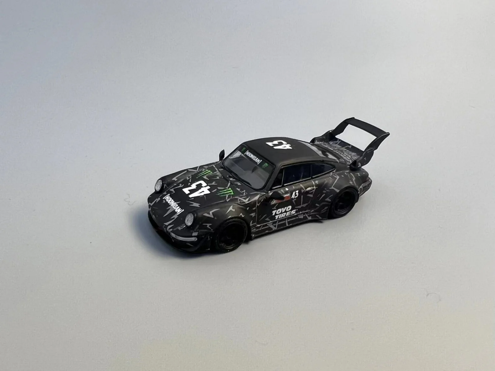 Flame Model Porsche 964 RWB Hoonigan