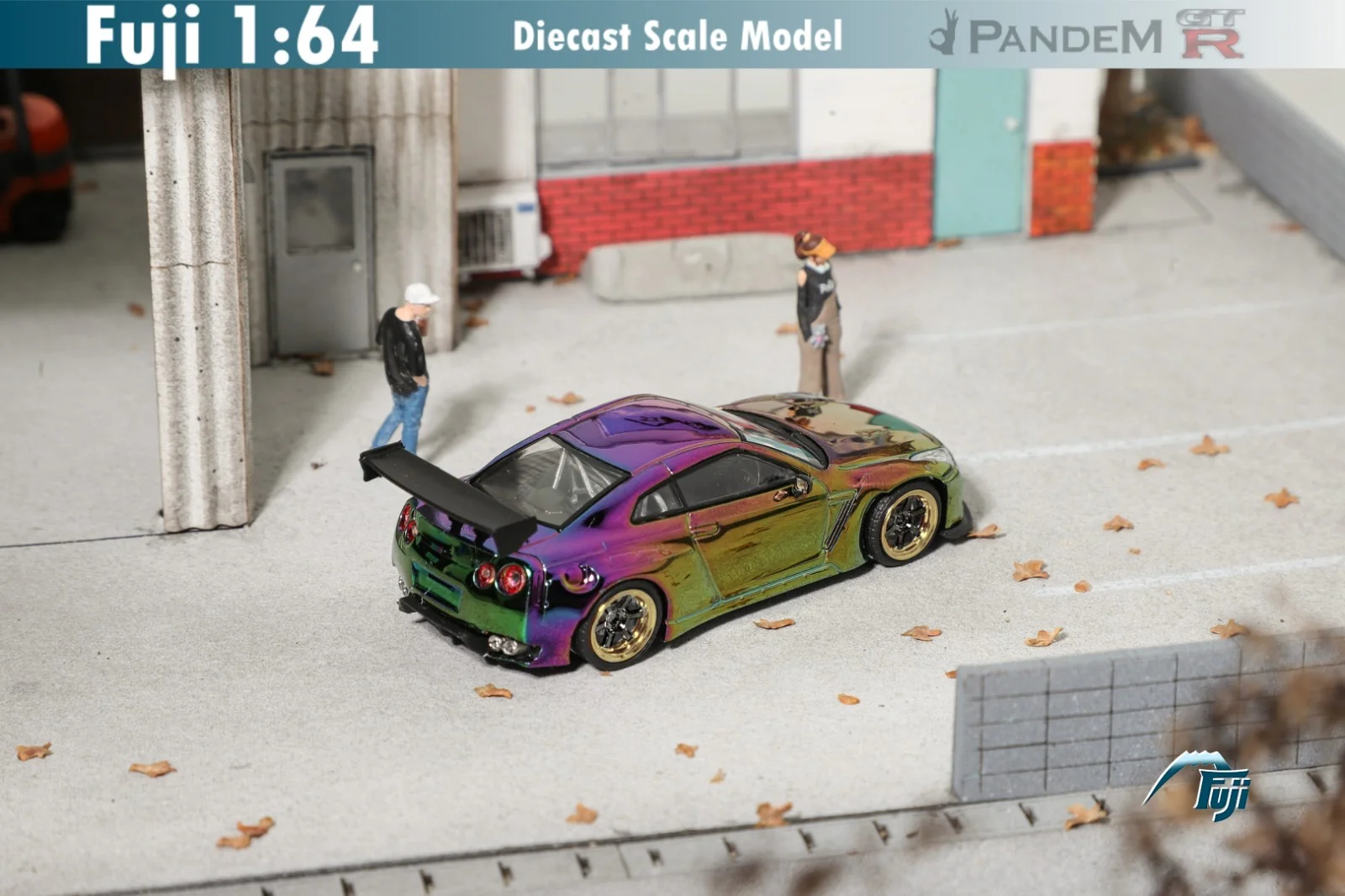 Fuji Model Nissan GTR R35 Pandem Multicolour Chrome - Image 4