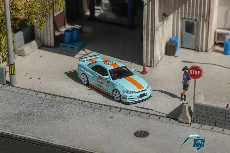Fuji Model Nissan Skyline R34 GTR Gulf Blue