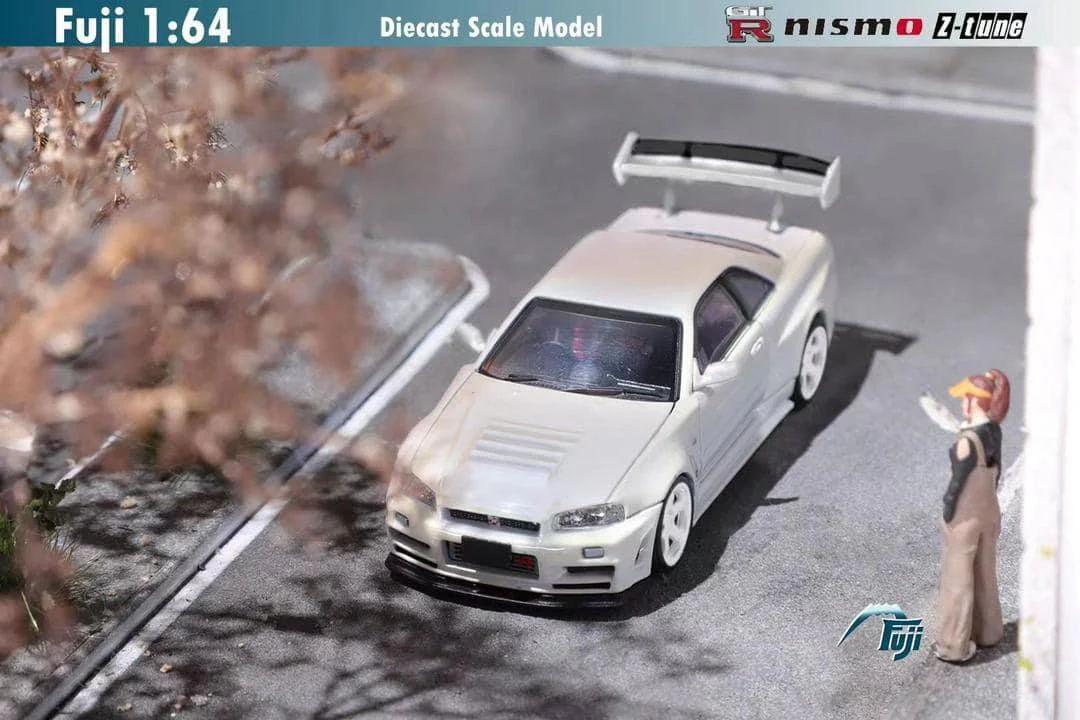 Fuji Model Nissan Skyline R34 GTR Pearl White - Image 2