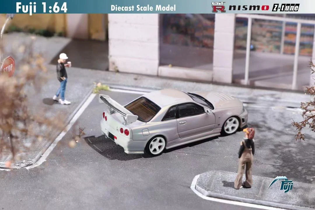Fuji Model Nissan Skyline R34 GTR Pearl White - Image 4
