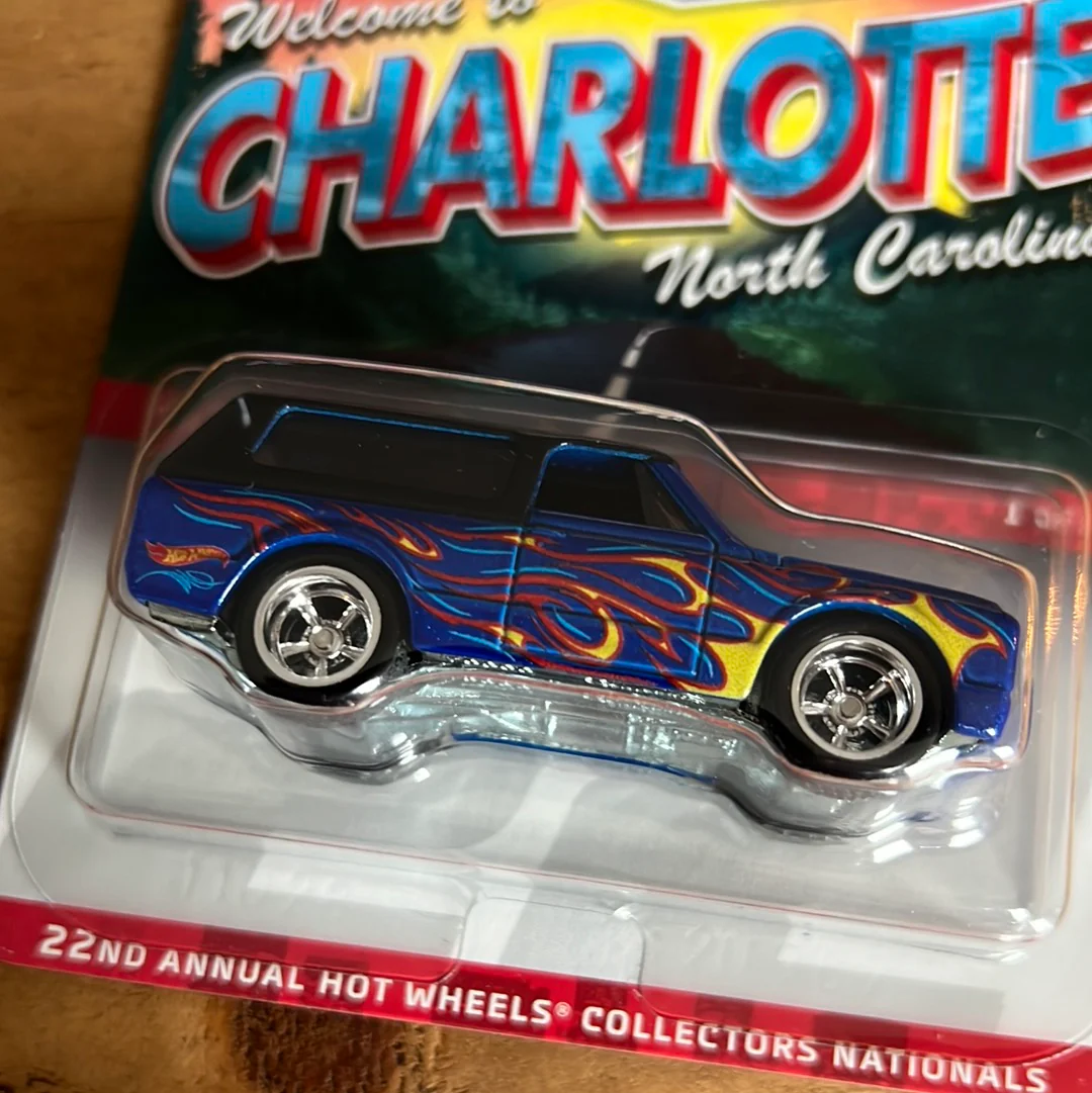 Hot Wheels Convention 70 2WD Chevy Blazer - Image 2