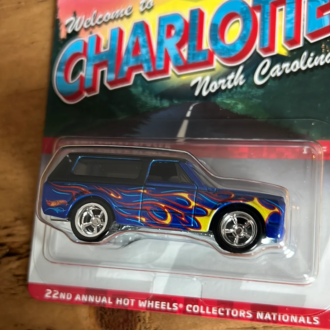 Hot Wheels Convention 70 2WD Chevy Blazer - Image 3
