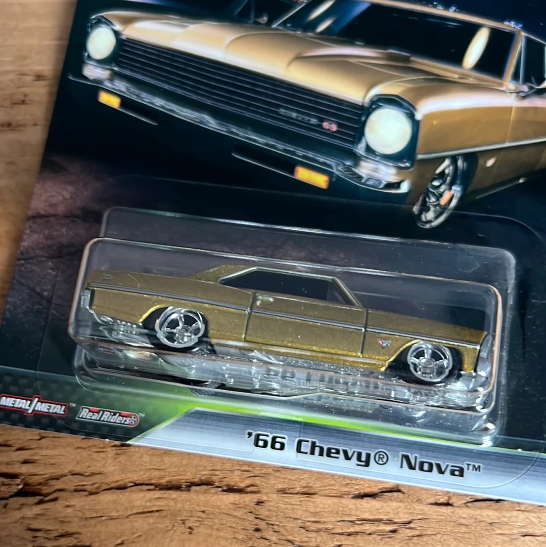 Hot Wheels Fast & Furious 68 Chevy Nova - Image 2
