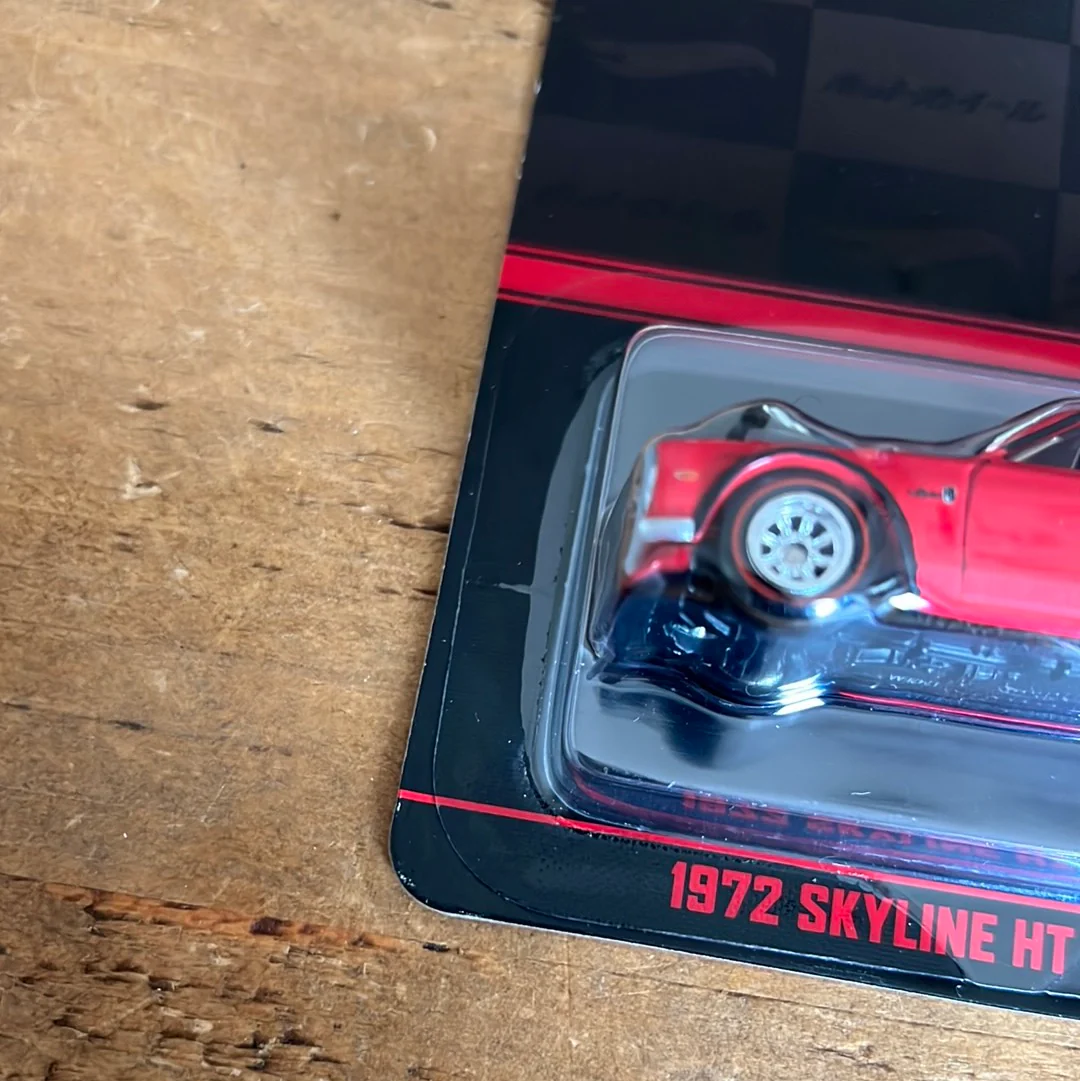Hot Wheels Japan Convention 1972 Nissan Skyline HT 2000 GT-R Left Facing With Sticker Sheet - Image 7