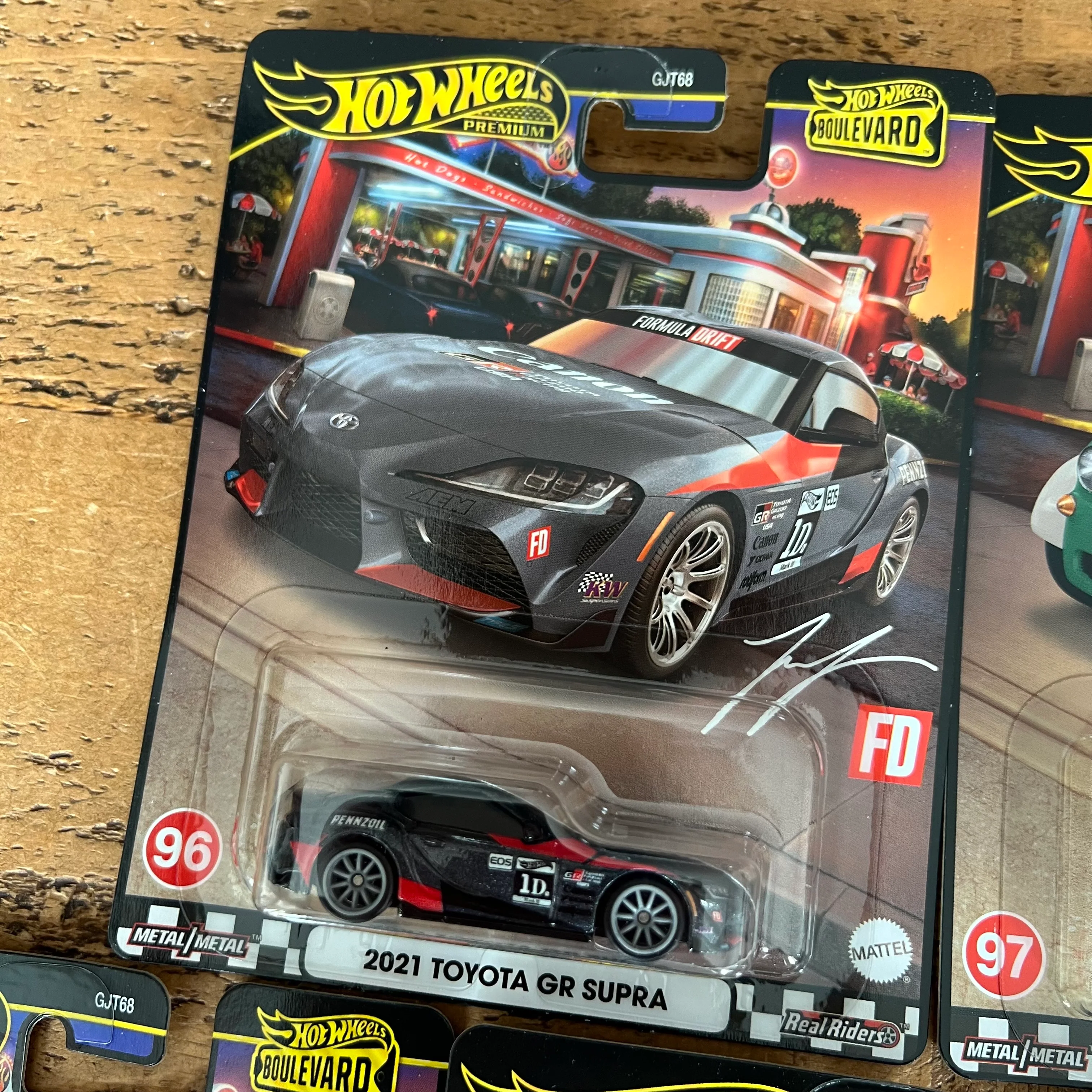 Hot Wheels Premium Boulevard 96-100 Set Of 5 - Image 2