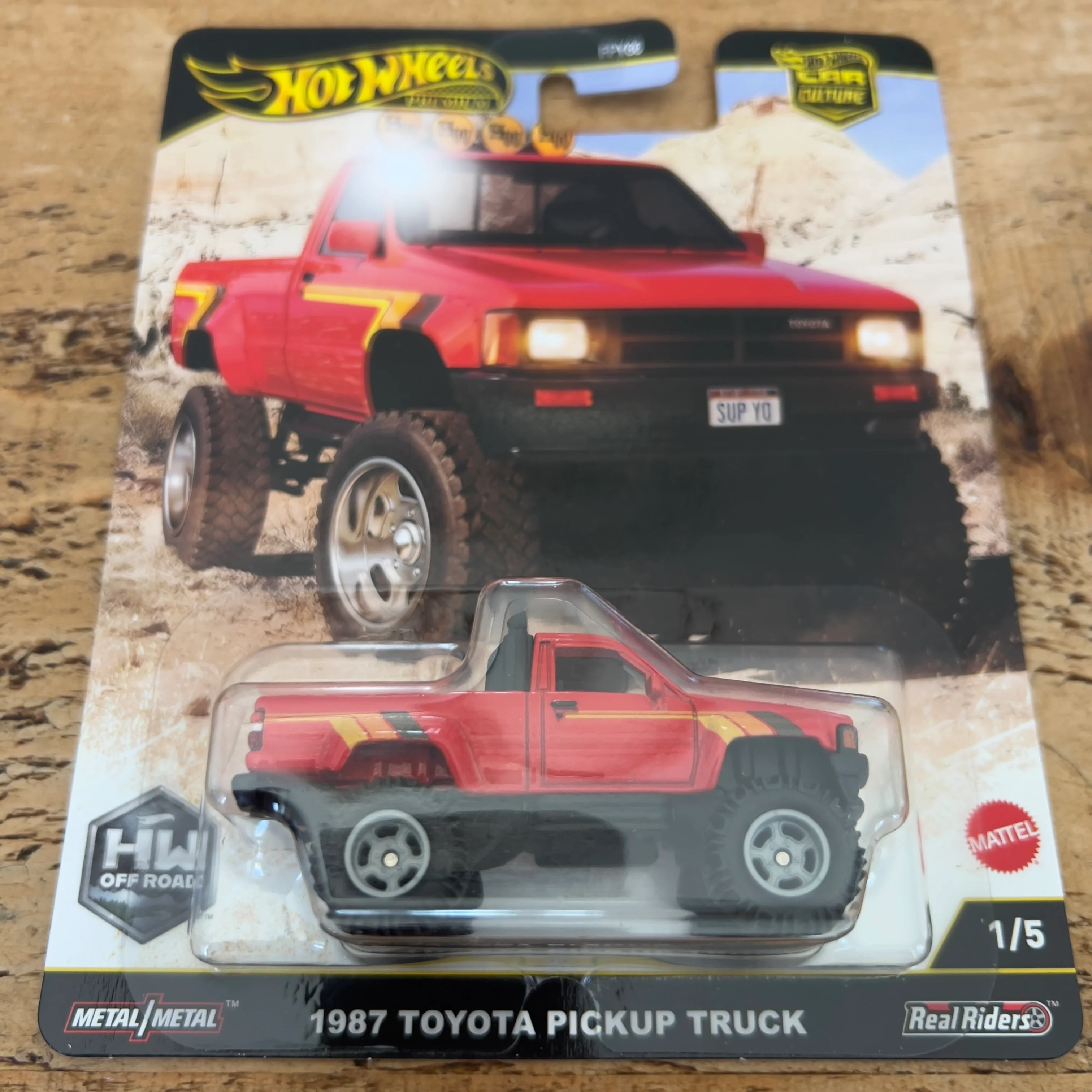Hot Wheels Premium Off Road 1987 Toyota Pickup Truck