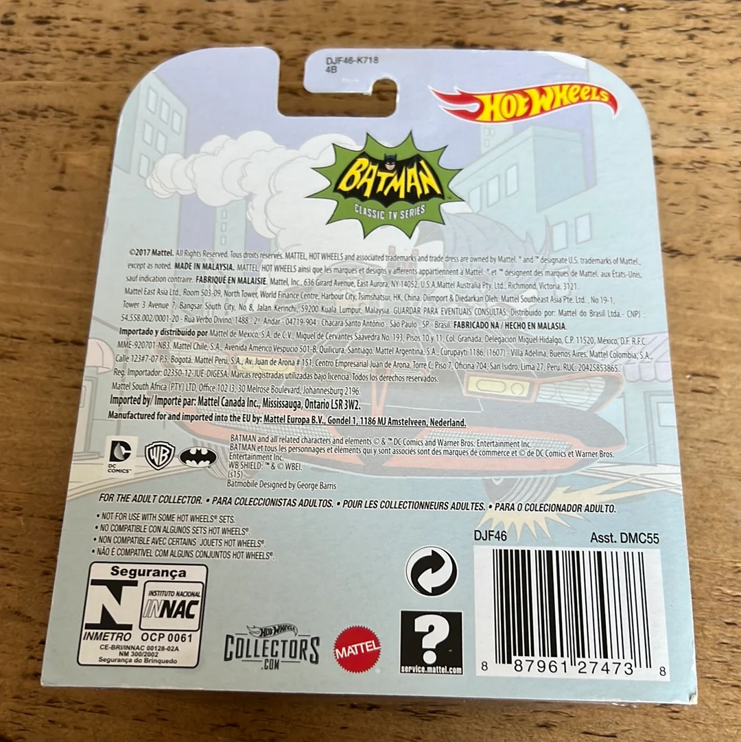 Hot Wheels Premium Retro Entertainment Batman TV Series Batmobile - Image 6