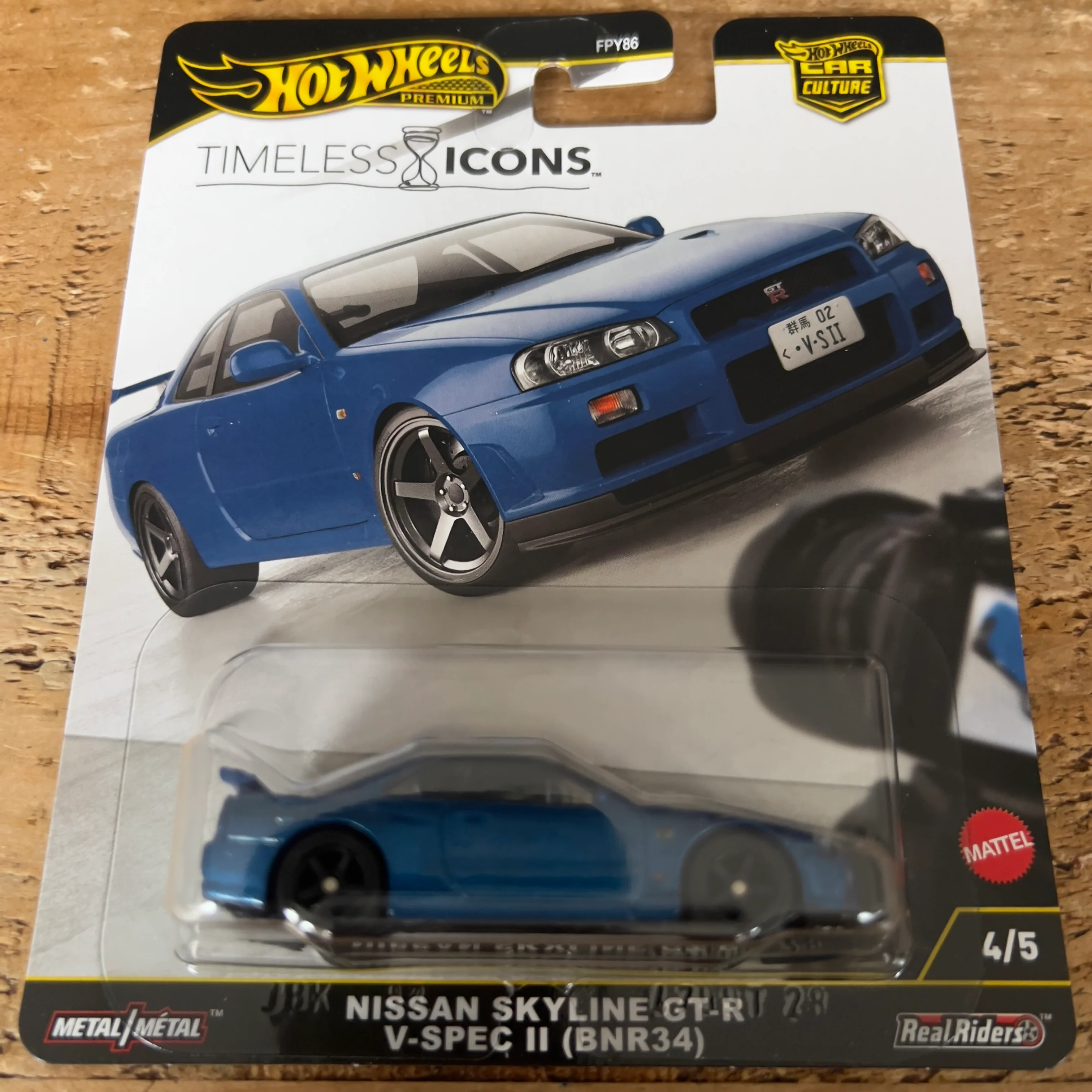 Hot Wheels Premium Timeless Icons Nissan Skyline R34 GTR V-Spec II BNR34