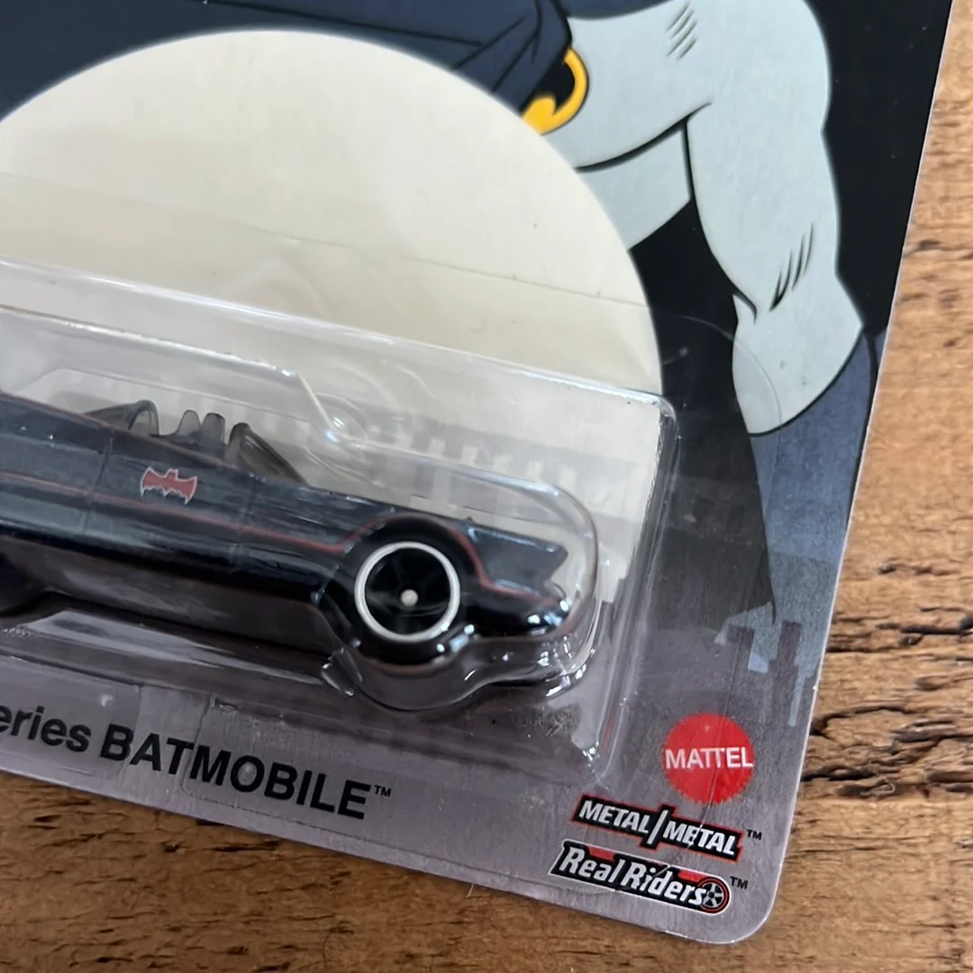 Hot Wheels Premium TV Series Batmobile - Image 4