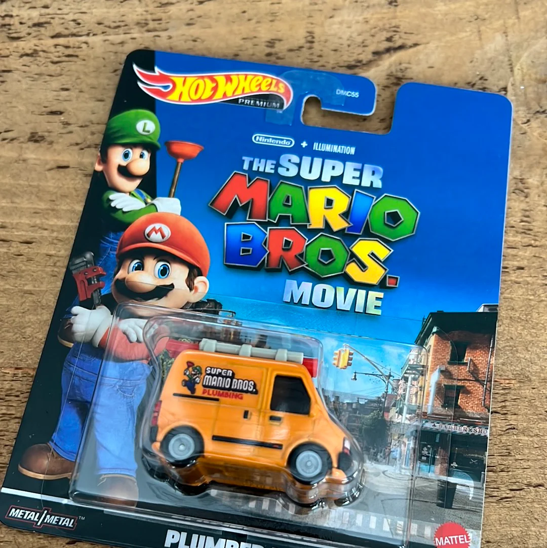 Hot Wheels Retro Entertainment Mario Bros Plumber Van - Image 3