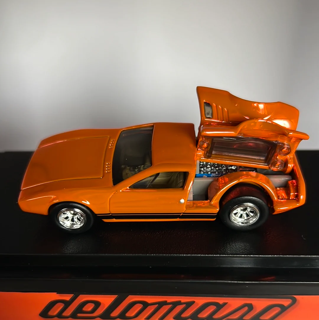Hot Wheels RLC Acrylic 1971 De Tomaso Mangusta - Image 4