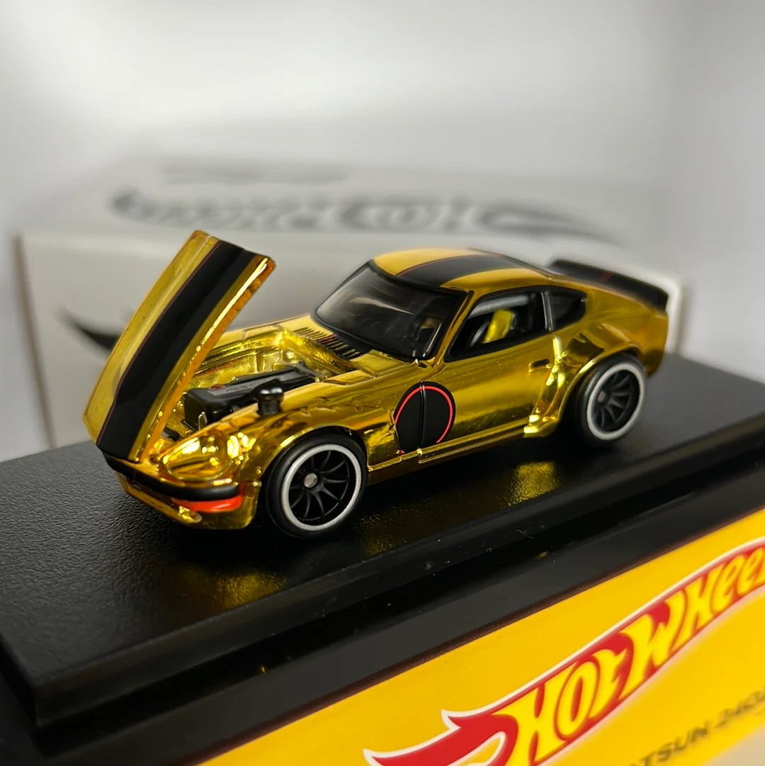 Hot Wheels RLC Acrylic Custom 72 Datsun 240Z Greddy - Image 3