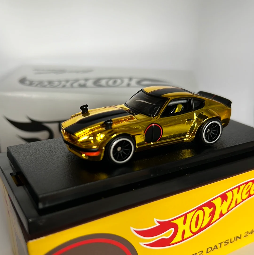 Hot Wheels RLC Acrylic Custom 72 Datsun 240Z Greddy - Image 4