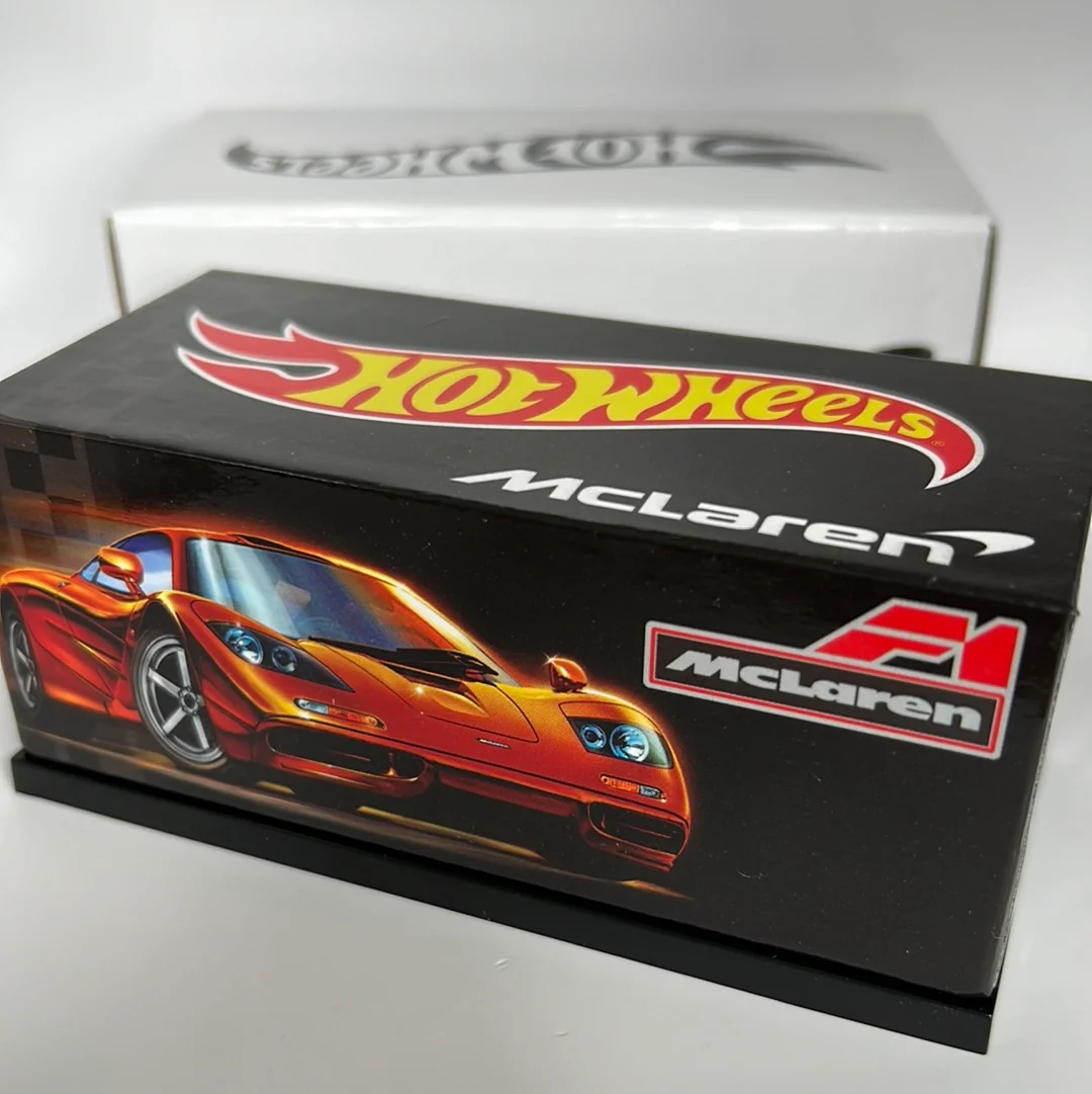 Hot Wheels RLC Acrylic McLaren F1 - Image 3