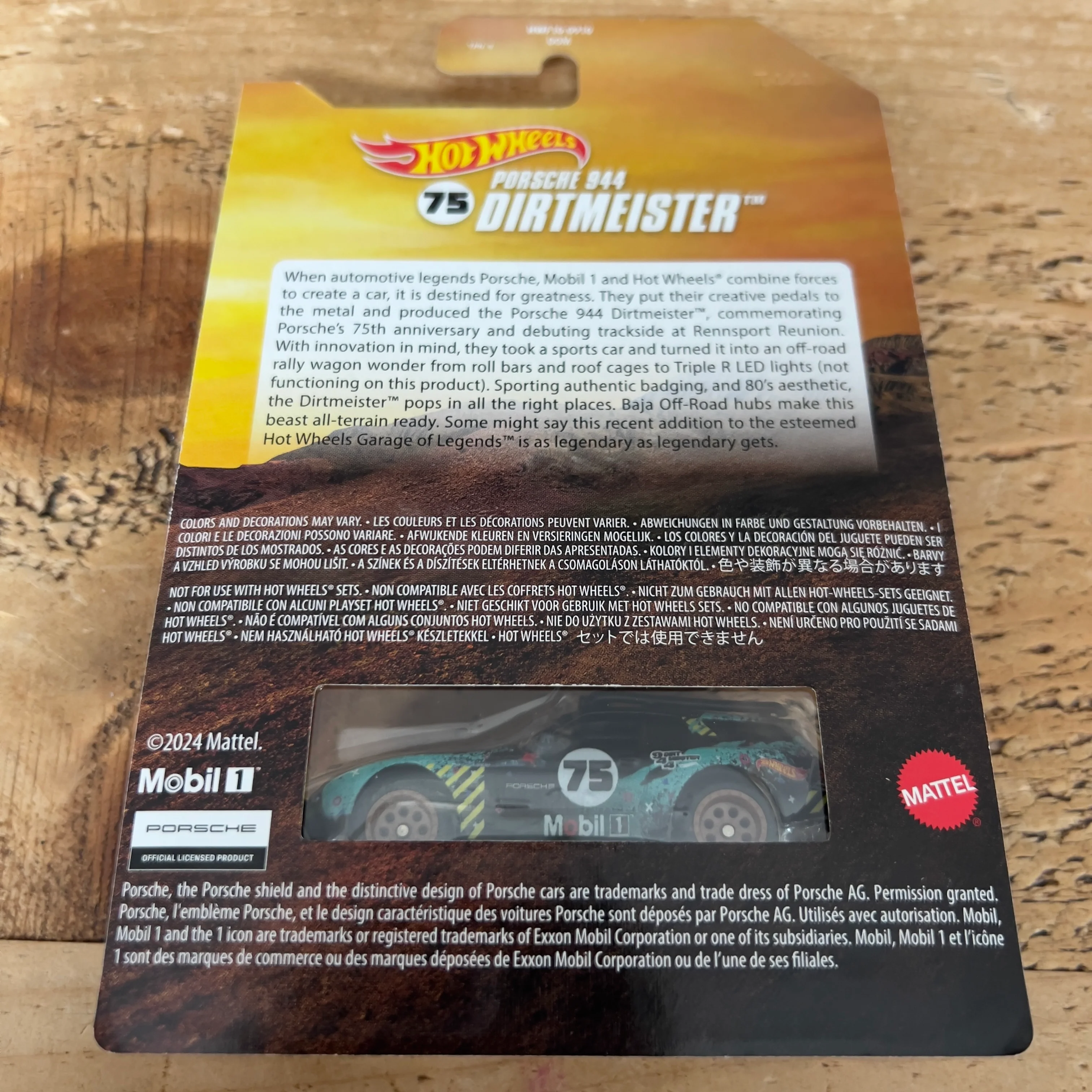 Hot Wheels RLC Porsche 944 Dirtmester - Image 2