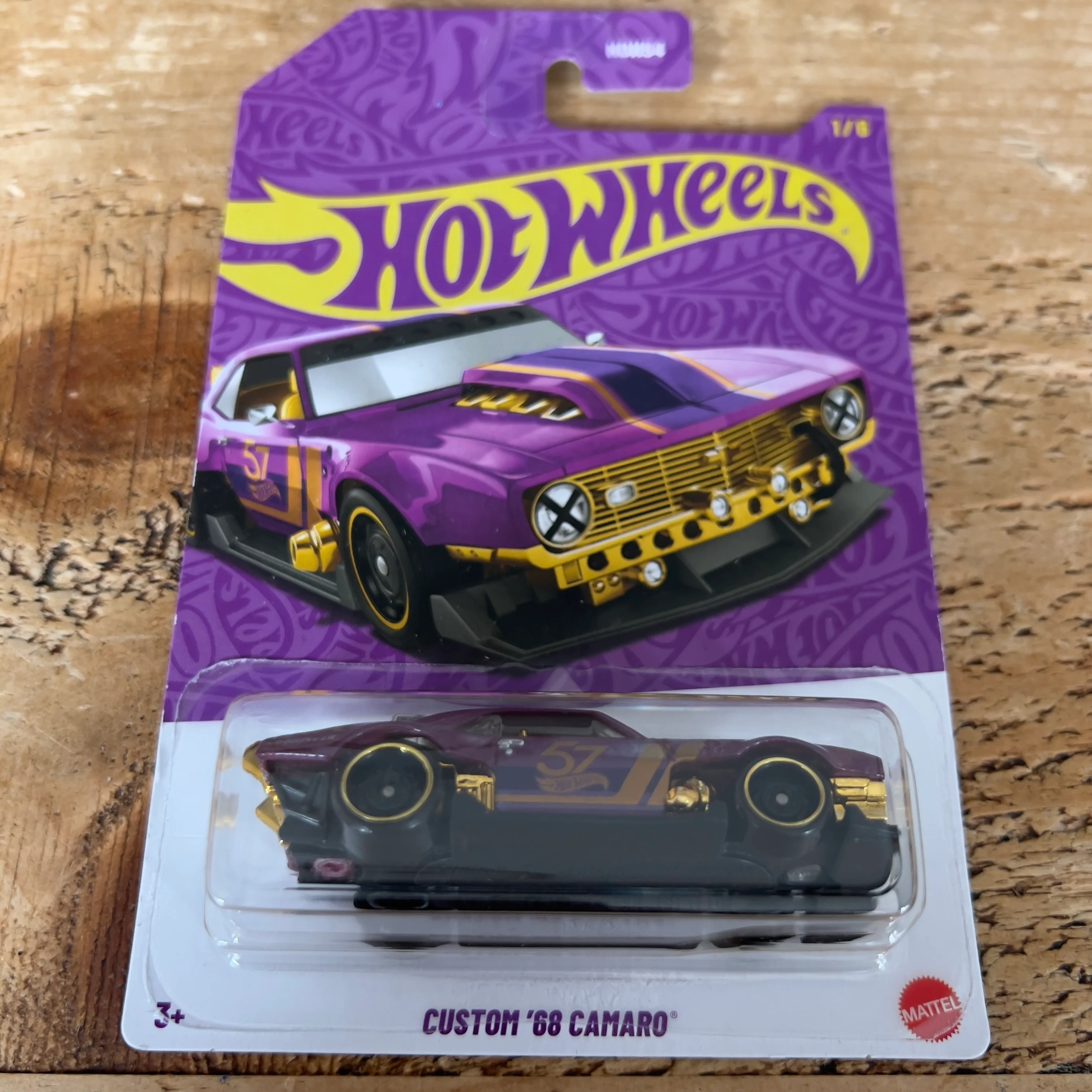 Hot Wheels US Exclusive Pearl & Chrome Custom ‘68 Camaro