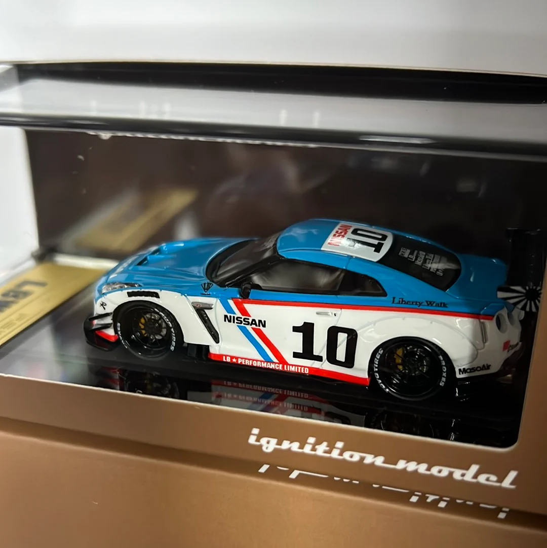 Ignition Model Resin Nissan Skyline R35 GTR LBWK BRE - Image 3