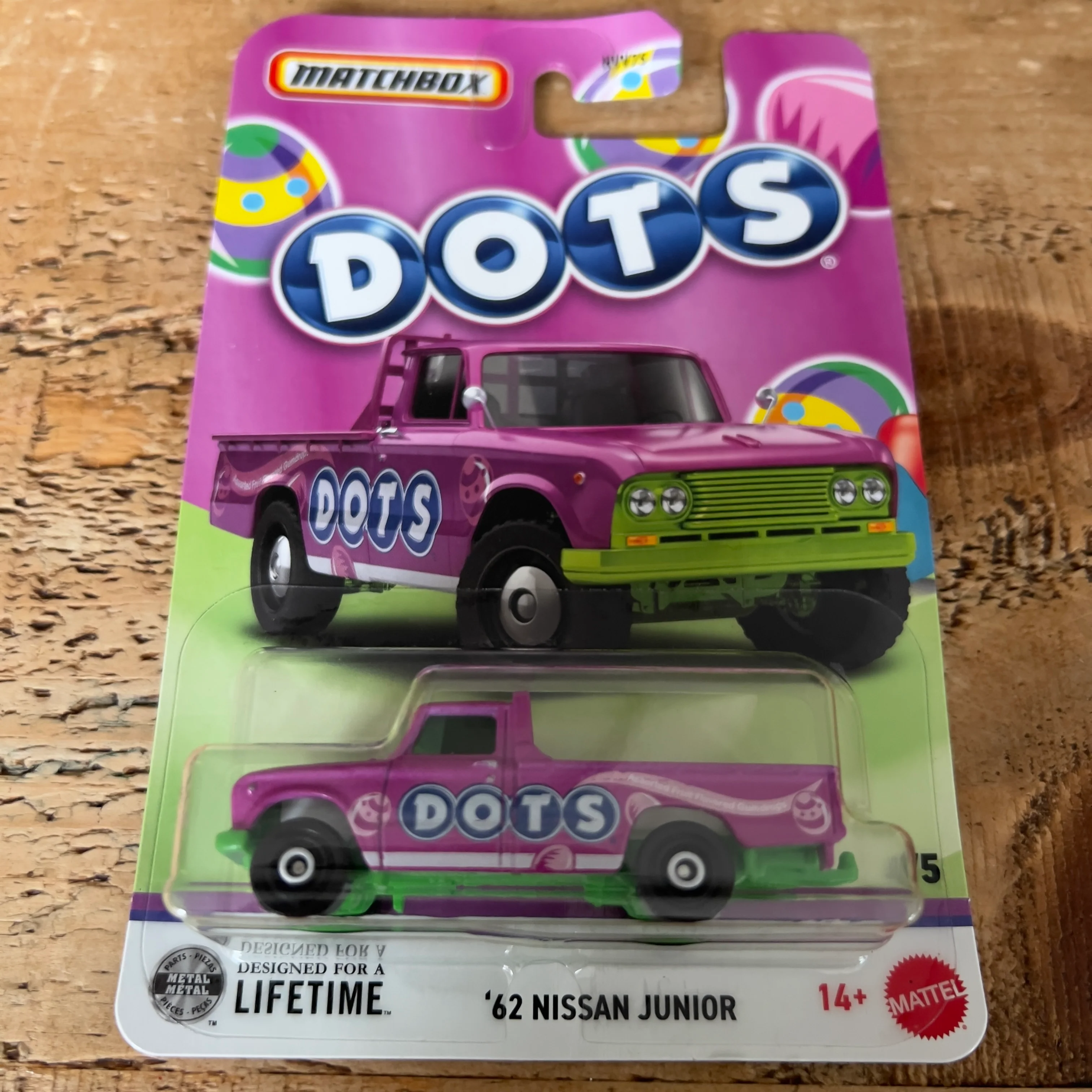 Matchbox US Exclusive Candy Series Dots ā62 Nissan Junior