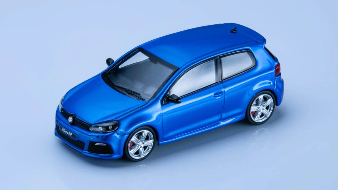 Maxwell Volkswagen Golf R MK6