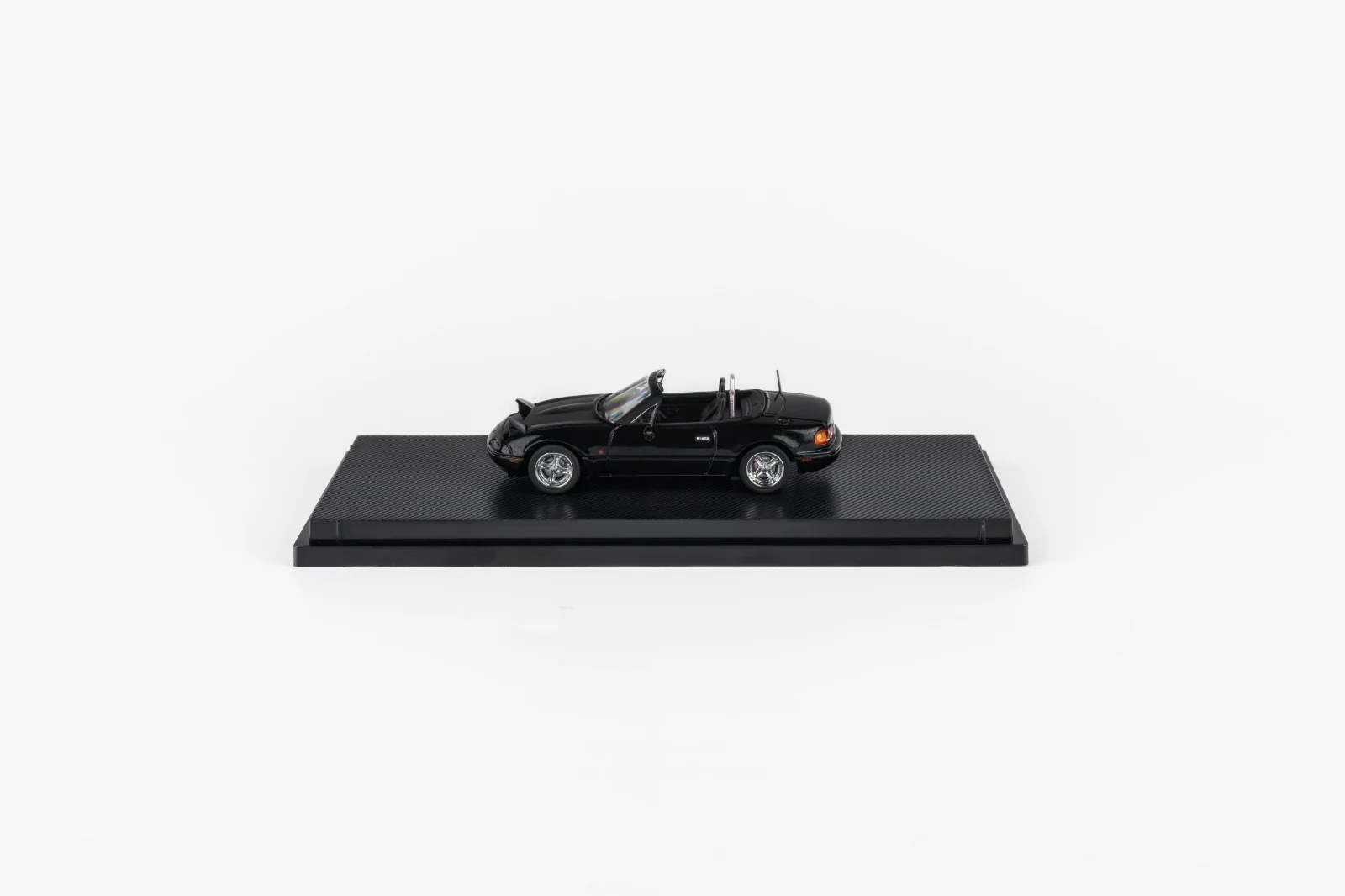 Micro Turbo Mazda MX5 Eunos Roadster Black - Image 5