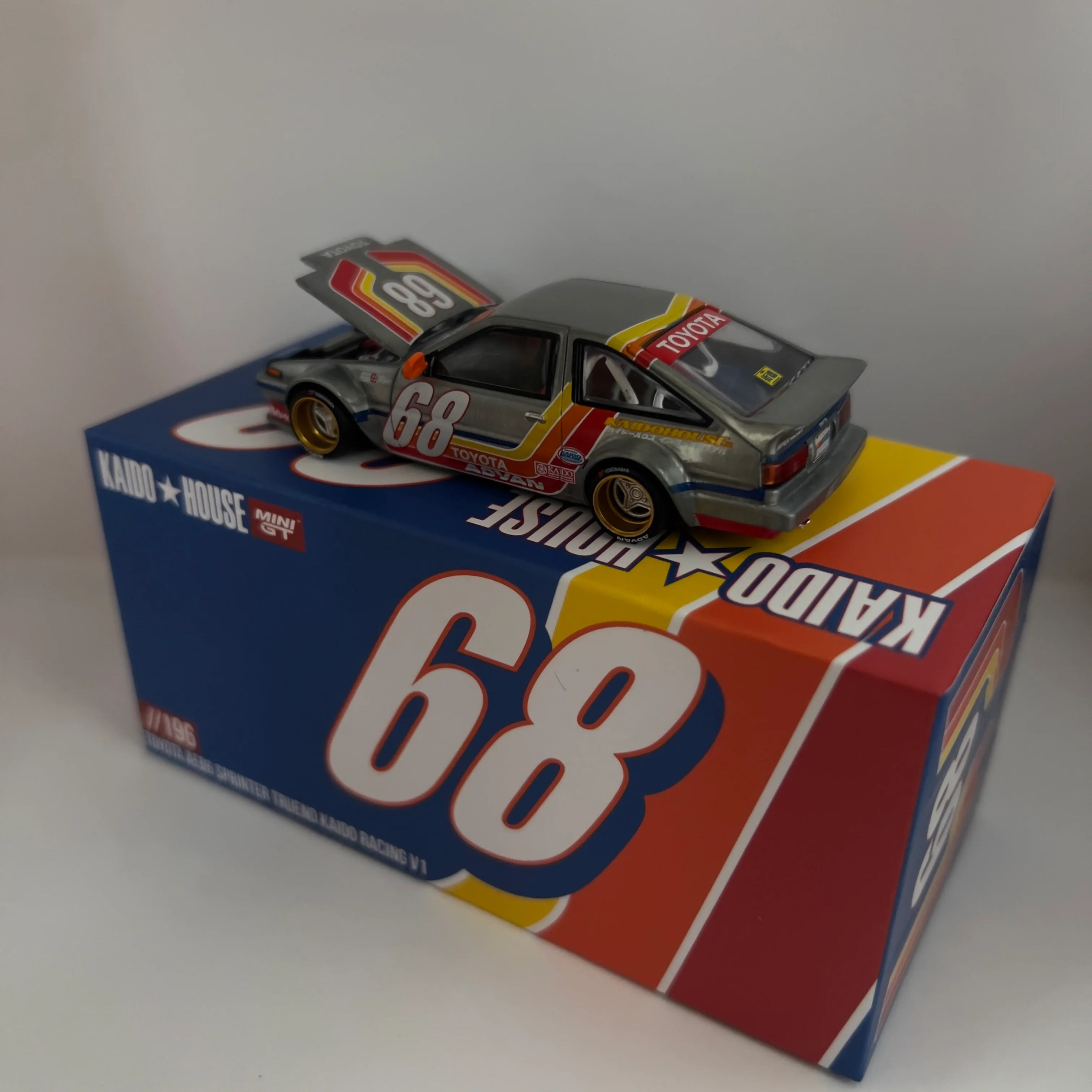 Mini GT x Kaido House Toyota AE86 Sprinter Trueno Racing Chase #196 - Image 3