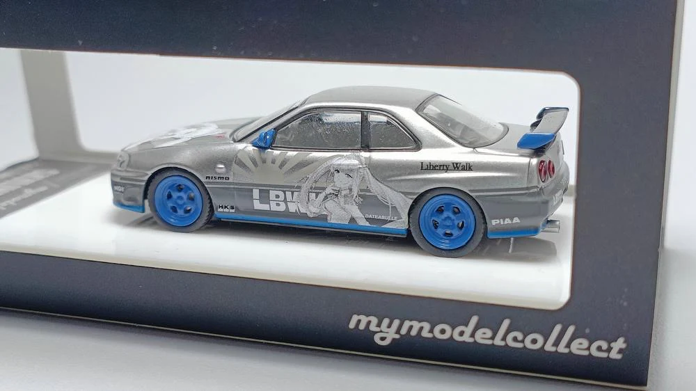 Model Collect Nissan Skyline R34 GTT Silver - Image 3