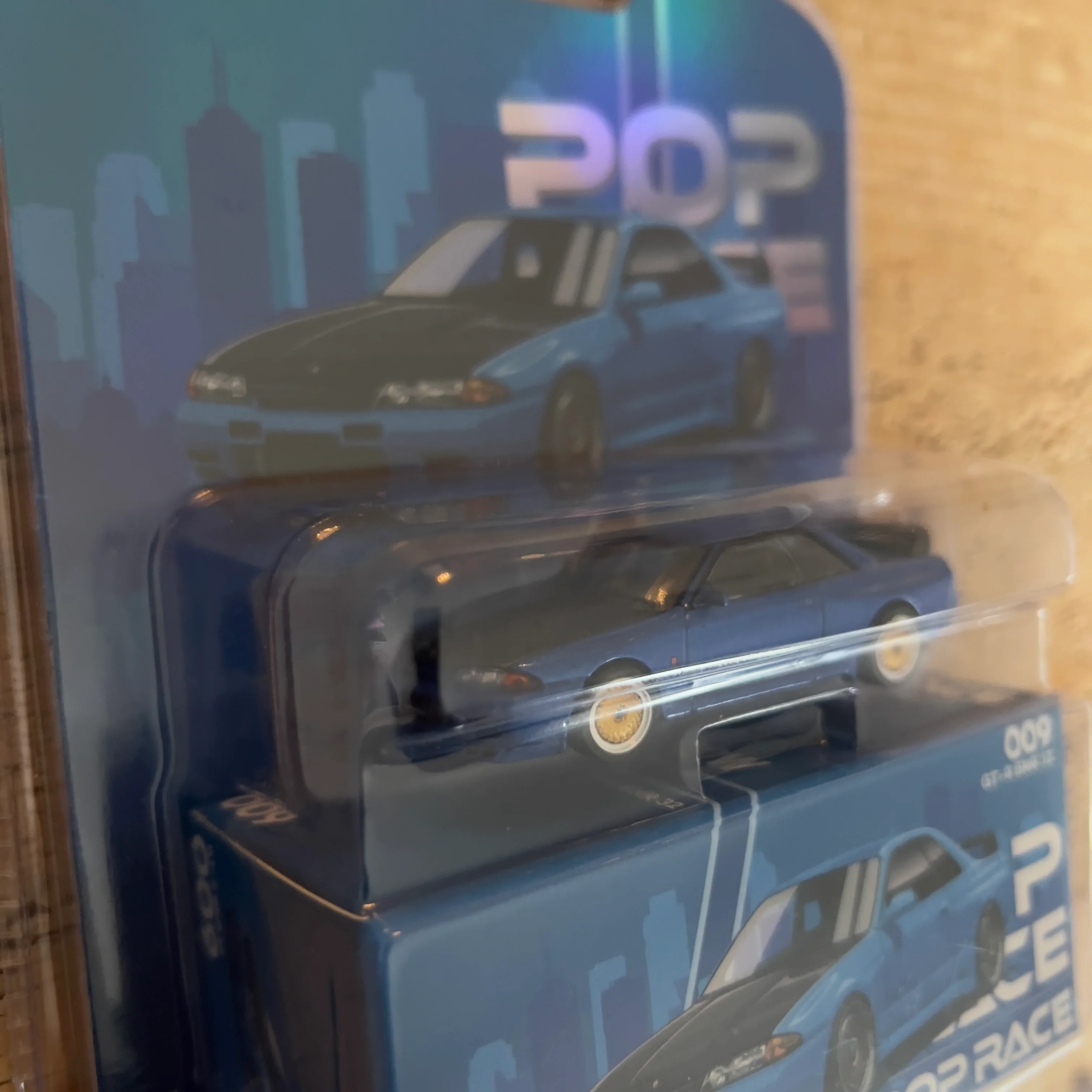 Pop Race Nissan Skyline R32 GTR Chase - Image 3