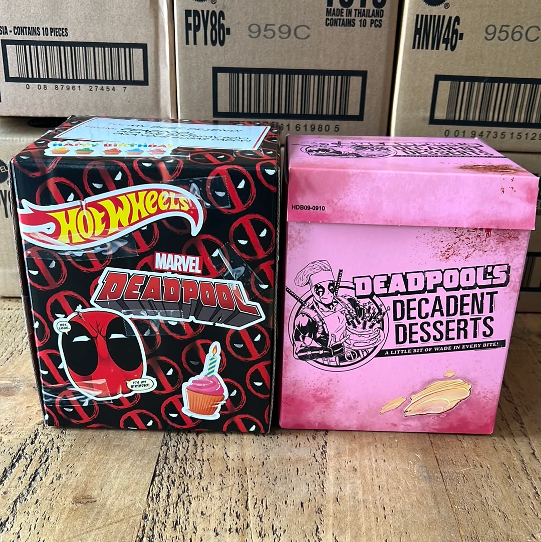 Hot Wheels SDCC Deadpool & Scooter Birthday Cake - Image 5