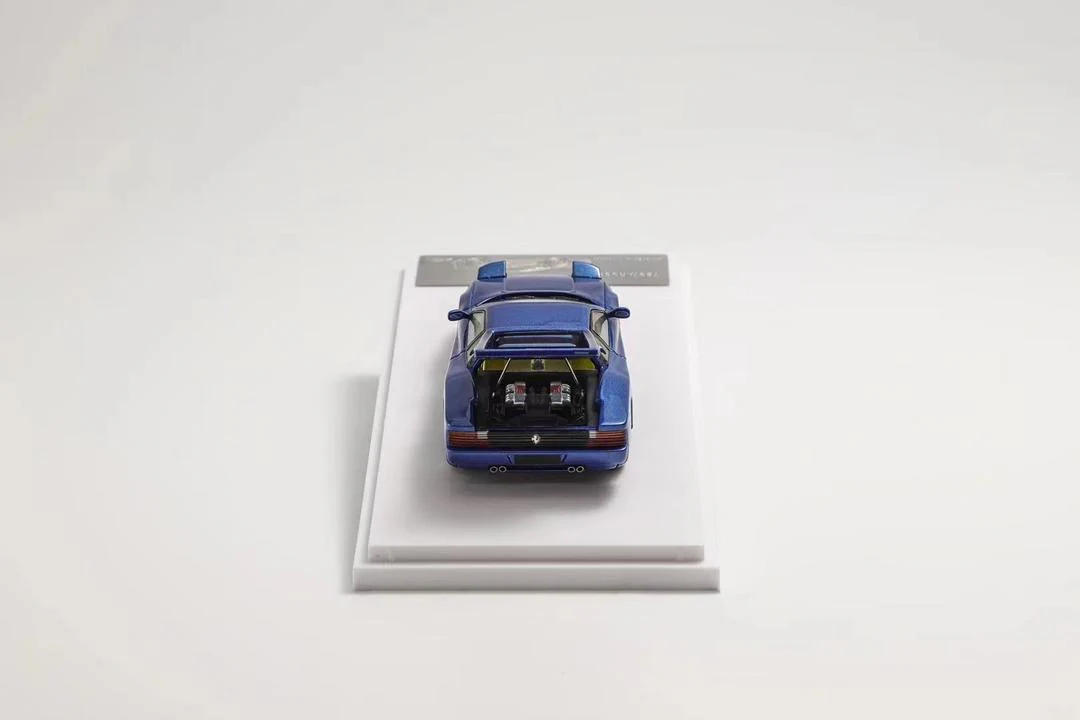 XF Model Ferrari Testarossa Blue - Image 2